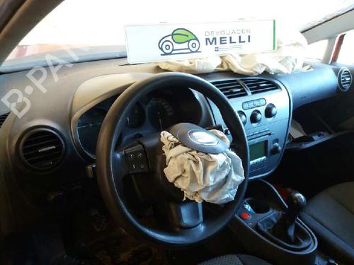 Rudehejsemotor bagstkærm højre SEAT LEON (1P1) 1.9 TDI | BP2884030E22 