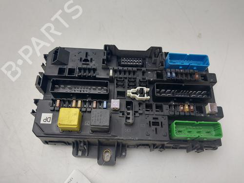 Used Fuse box OPEL ASTRA H (A04) [2004-2014]  32132708