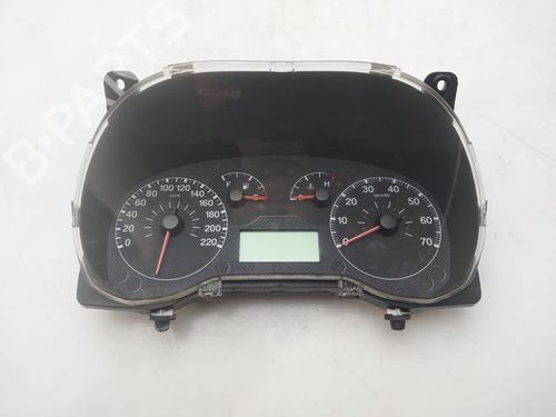 Kombiinstrument Kombiinstrument FIAT GRANDE PUNTO (199_) 1.4 (199AXB11, 199AXB1A, 199BXB1A, 199AXL1A) (77 hp) 39717868 39717868