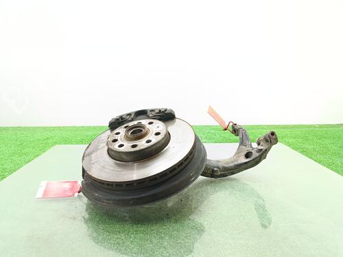 Used Right front steering knuckle SKODA SUPERB I (3U4) 2.0 TDI (140 hp) 29525439