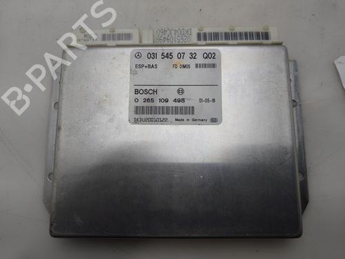 Used Control unit Control unit MERCEDES-BENZ E-CLASS (W210) E 220 CDI (210.006) (143 hp) 33455962 33455962