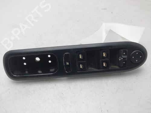 Used Left front window switch PEUGEOT 407 SW (6E_, 6D_) 2.0 (136 hp) 27264584