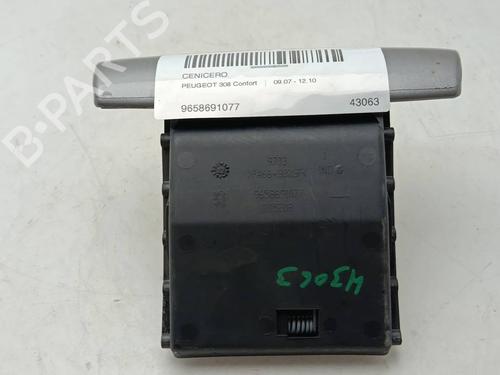Used Ashtray Ashtray 39537511 39537511