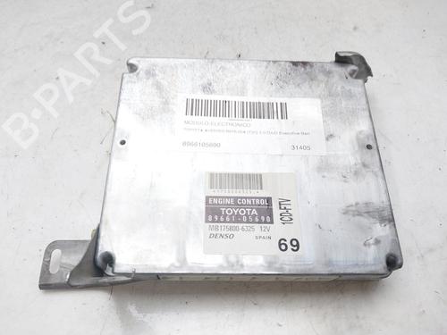 Used Electronic module TOYOTA AVENSIS Saloon (_T25_) 2.0 D-4D (CDT250_, CDT250R) (116 hp) 13477649