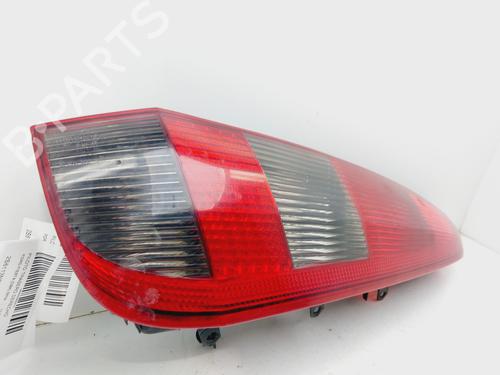 Right taillight FORD FIESTA V (JH_, JD_) 1.4 TDCi | BP29607646C35