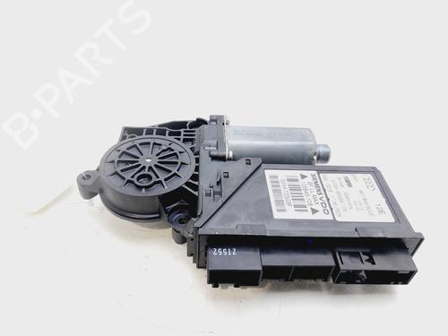 Right front window motor AUDI A4 B7 (8EC) 2.0 TDI 16V | BP24018824E20 