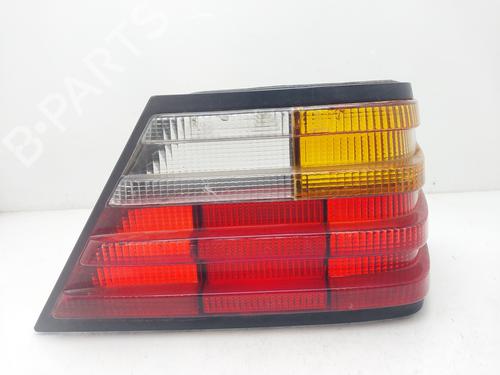 Used Right taillight MERCEDES-BENZ 124 Saloon (W124) 250 D (124.125) (90 hp) 16418324