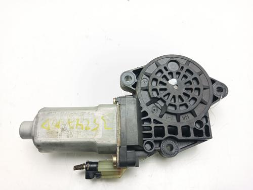 Right front window motor KIA SPORTAGE II (JE_, KM_) 2.0 CRDi 4WD | BP22240800E20 