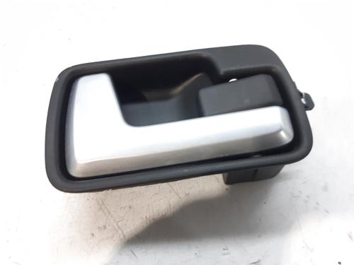 Rear right interior door handle LAND ROVER DISCOVERY III (L319) 2.7 TD 4x4 (190 hp) 8641830