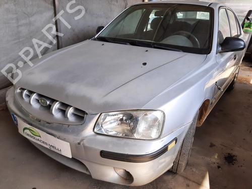 Left front door HYUNDAI ACCENT II (LC) 1.3 | BP10297591C2 