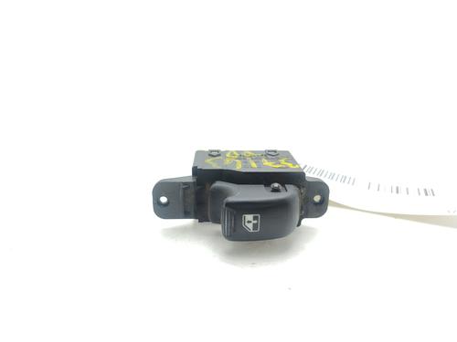 Used Right front window switch HYUNDAI SANTA FÉ I (SM) 2.4 16V 4x4 (146 hp) 23118657