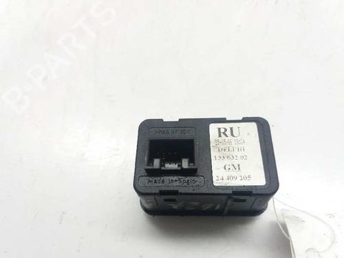 Interrupteur de vitre avant gauche OPEL CORSA C (X01) 1.3 CDTI (F08, F68) | BP2885357I27 