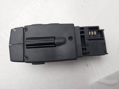Switch RENAULT CLIO IV (BH_)  | BP40182443I30  - Image 5
