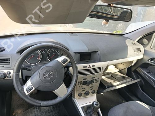 Tailgate lock OPEL ASTRA H (A04)  | BP22363549C101 