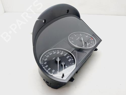 Instrument cluster BMW 3 (E90) 318 i | BP32483523C47