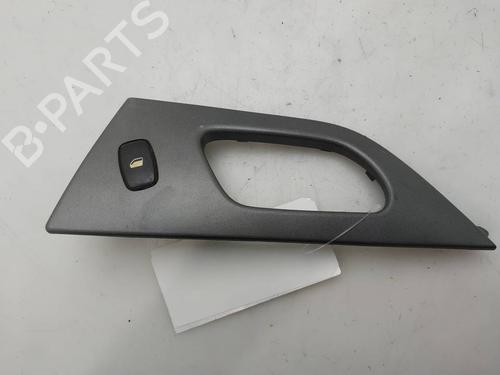 Used Right rear window switch Right rear window switch PEUGEOT 407 SW (6E_, 6D_) 2.0 (136 hp) 40154166 40154166