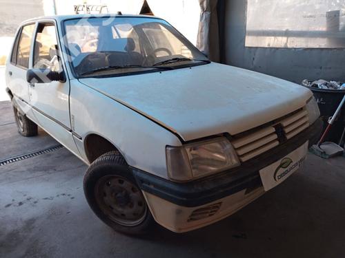 Used Parts PEUGEOT 205 I Convertible (741B, 20D)  1.1 CJ  929427