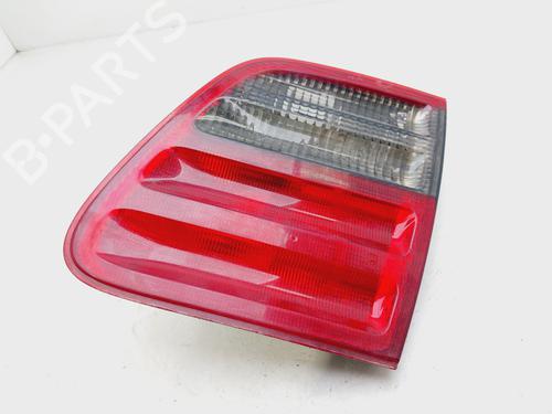 Used Right tailgate light MERCEDES-BENZ E-CLASS T-Model (S210) E 320 T CDI (210.226) (197 hp) 30724265