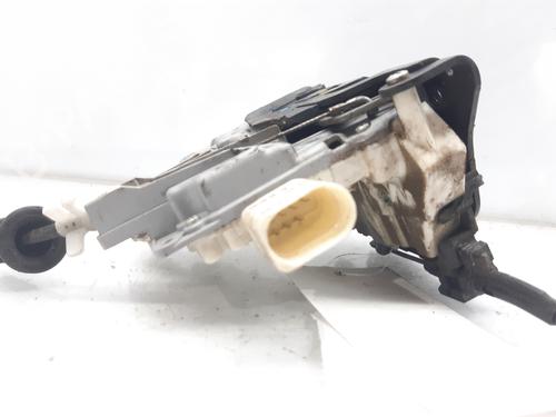 Rear right lock VW PASSAT B6 (3C2) 2.0 TDI | BP6986325C99 