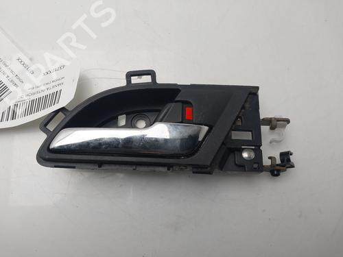 Poignée intérieure avant droite HONDA CR-V III (RE_) 2.2 i-CTDi 4WD (RE6) (140 hp) 32071513