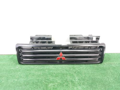Grille MITSUBISHI PAJERO II (V3_W, V2_W, V4_W, V5_W) 2.5 TD 4WD (V24W) | BP21138678C40 