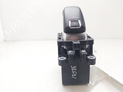 Used Gear lever PEUGEOT 5008 II (MC_, MJ_, MR_, M4_) [2016-2025]  17665953