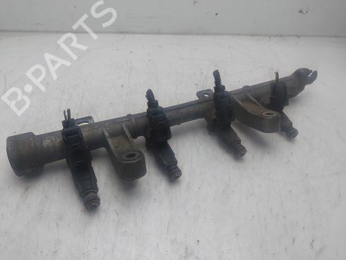 Used Injection rail Injection rail 36813209 36813209