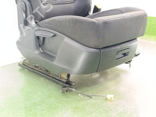 Right front seat VW TIGUAN (5N_)  | BP38017592C16  - Image 6