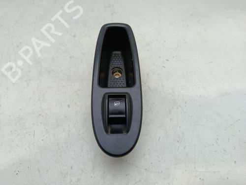 Used Right rear window switch Right rear window switch FIAT 500L (351_, 352_) [2012-2026] 33620115 33620115