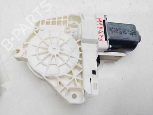 Used Right rear window motor AUDI A4 B8 (8K2) [2007-2017]  31087854