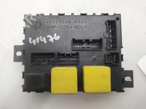 Used Fuse box Fuse box LANCIA LYBRA (839_) 1.6 16V (839AXA1A) (103 hp) 36447172 36447172
