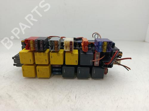 Used Fuse box MERCEDES-BENZ S-CLASS (W220, V220) S 320 CDI (220.025, 220.125) (204 hp) 31877228
