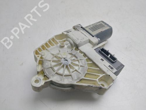 Used Right front window motor Right front window motor LAND ROVER RANGE ROVER SPORT I (L320) 2.7 D 4x4 (190 hp) 36409233 36409233