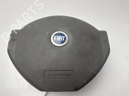 Used Driver airbag FIAT PANDA (169_) 1.2 (169.AXB11, 169.AXB1A) (60 hp) 30913684