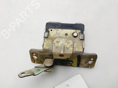 Used Tailgate lock OPEL CORSA B (S93) 1.0 i 12V (F08, F68, M68) (54 hp) 24880028