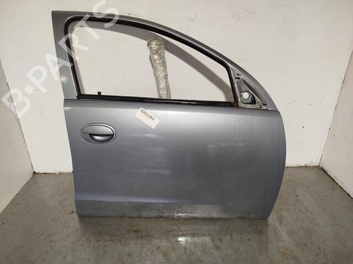 Used Right front door OPEL CORSA C (X01) [2000-2009]  30769673
