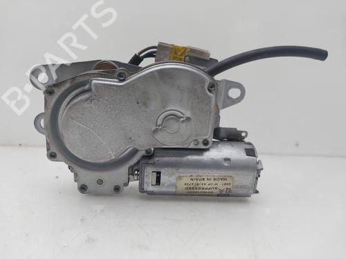 Used Rear wiper motor CITROËN XSARA (N1) 1.9 D (70 hp) 16138099