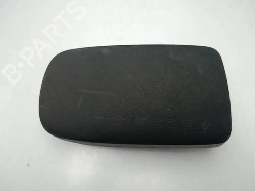Used Armrest / Center console Armrest / Center console TOYOTA COROLLA Saloon (_E15_) [2006-2018] 40036640 40036640