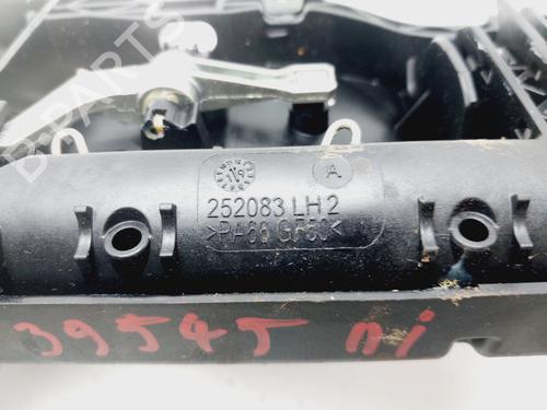 Venstre foran utvendig håndtak AUDI A4 B9 (8W2, 8WC) 30 TDI | BP29408484C128 