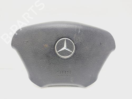 Used Driver airbag MERCEDES-BENZ M-CLASS (W163) ML 400 CDI (163.128) (250 hp) 21491395