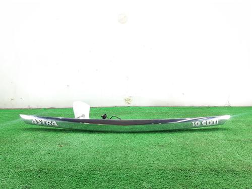 Used Tailgate handle Tailgate handle OPEL ASTRA H (A04) 1.9 CDTI 16V (L48) (120 hp) 11030947 11030947