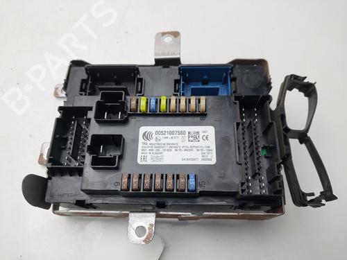 Used Fuse box Fuse box FIAT TIPO Estate (356_, 357_) 1.4 (356WXA1B) (95 hp) 33605241 33605241