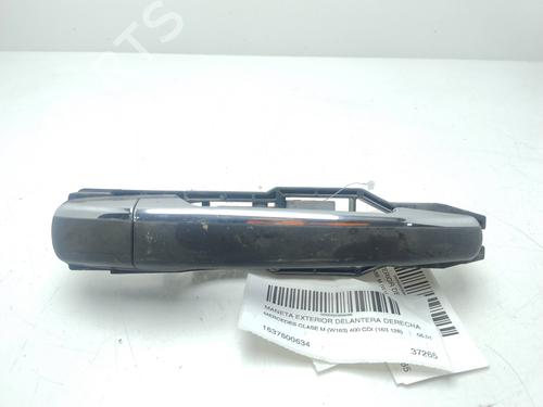 Used Front right exterior door handle MERCEDES-BENZ M-CLASS (W163) [1998-2005]  23855917