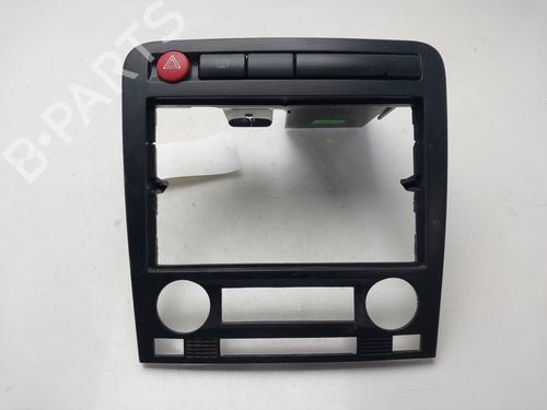 Console centrale Console centrale SEAT IBIZA III (6L1) [2002-2009] 37181529 37181529