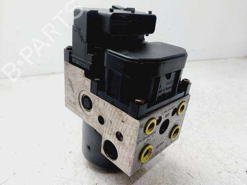 Abs pomp AUDI A4 B5 Avant (8D5) 1.9 TDI (110 hp) 29013392