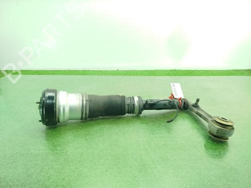 Used Left front shock absorber Left front shock absorber MERCEDES-BENZ S-CLASS (W220, V220) S 320 CDI (220.025, 220.125) (204 hp) 33832809 33832809