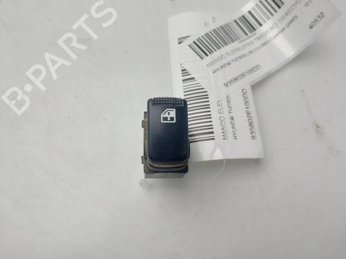 Right rear window switch HYUNDAI TUCSON (JM) | BP31380208I28