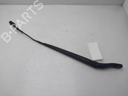 Used Front windshield wiper arm Front windshield wiper arm 38870108 38870108