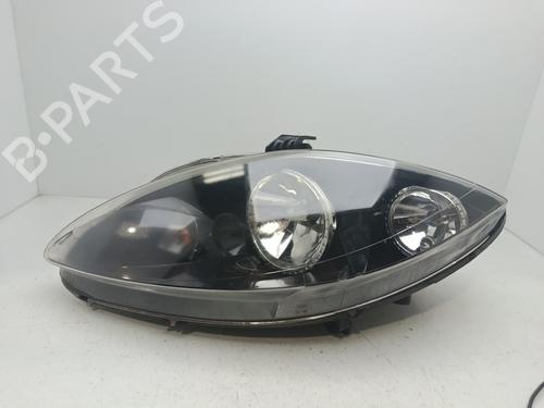 Used Left headlight SEAT LEON (1P1) [2005-2013]  32656586