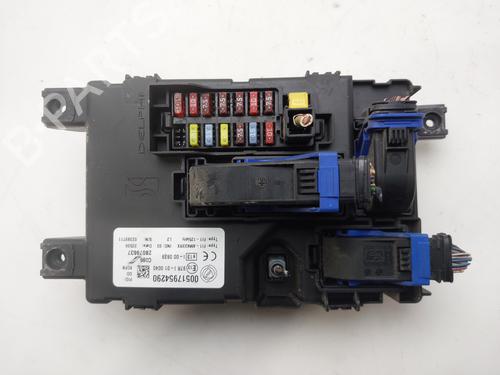 Used Fuse box Fuse box FIAT GRANDE PUNTO (199_) 1.4 (199AXB11, 199AXB1A, 199BXB1A, 199AXL1A) (77 hp) 36024495 36024495
